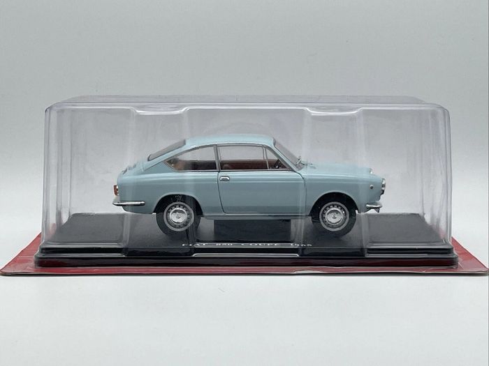Fiat 850 Coupé (1965) 1/24 Collection Hachette