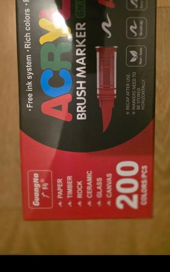 Boute guangna 200 feutres acryliques