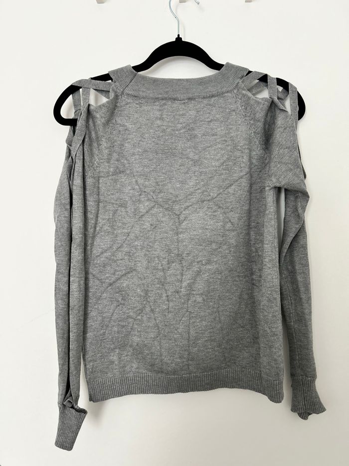 Pull gris manches longues ajourées col rond Taille Unique - photo numéro 5