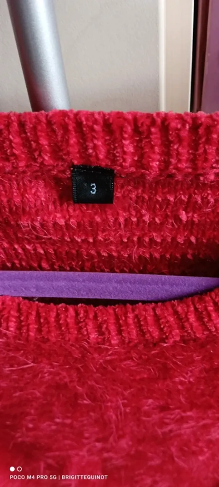 Pull rouge T3 - photo numéro 2
