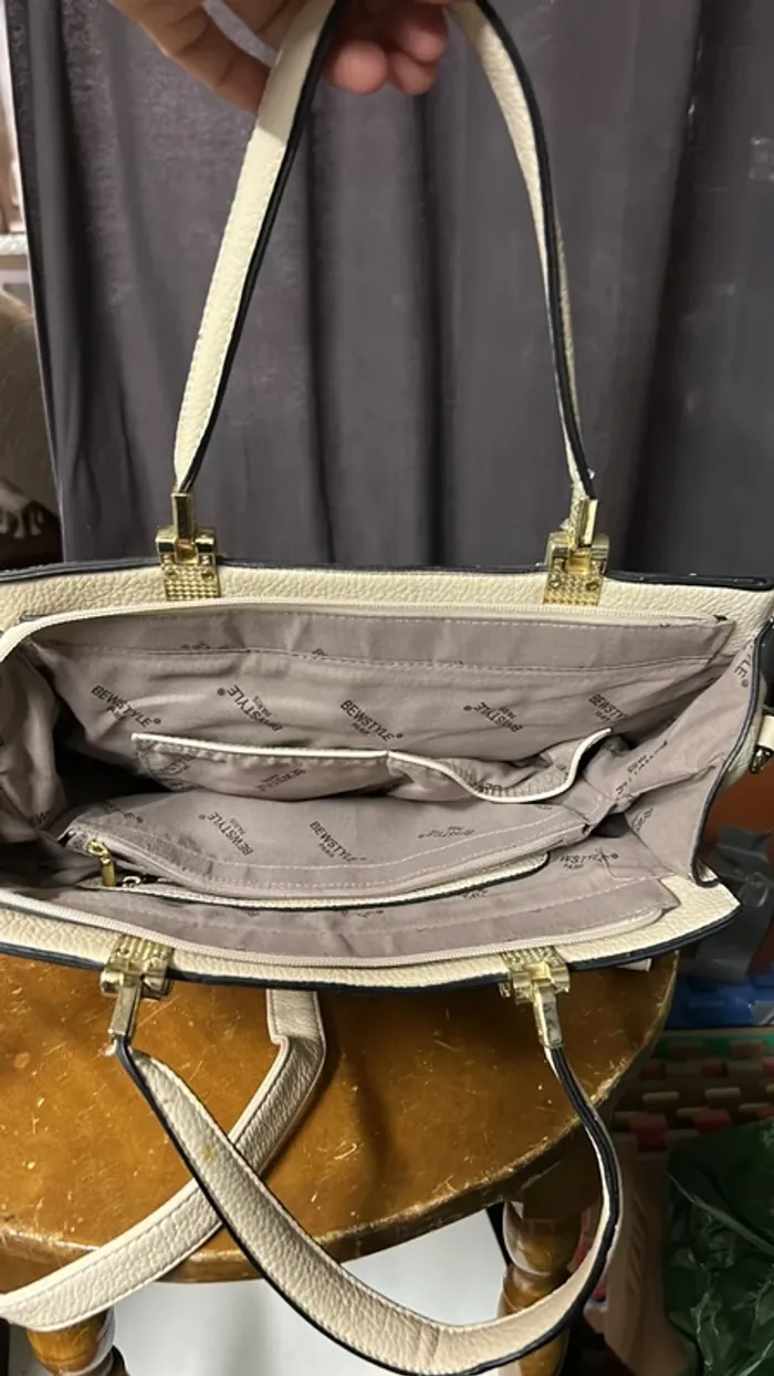 Sac à main grand avec bandoulière - photo numéro 2