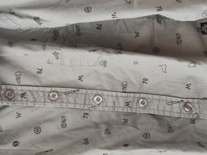 Chemise ML garçon 4 ans – Kaki – Motifs divers - photo numéro 3