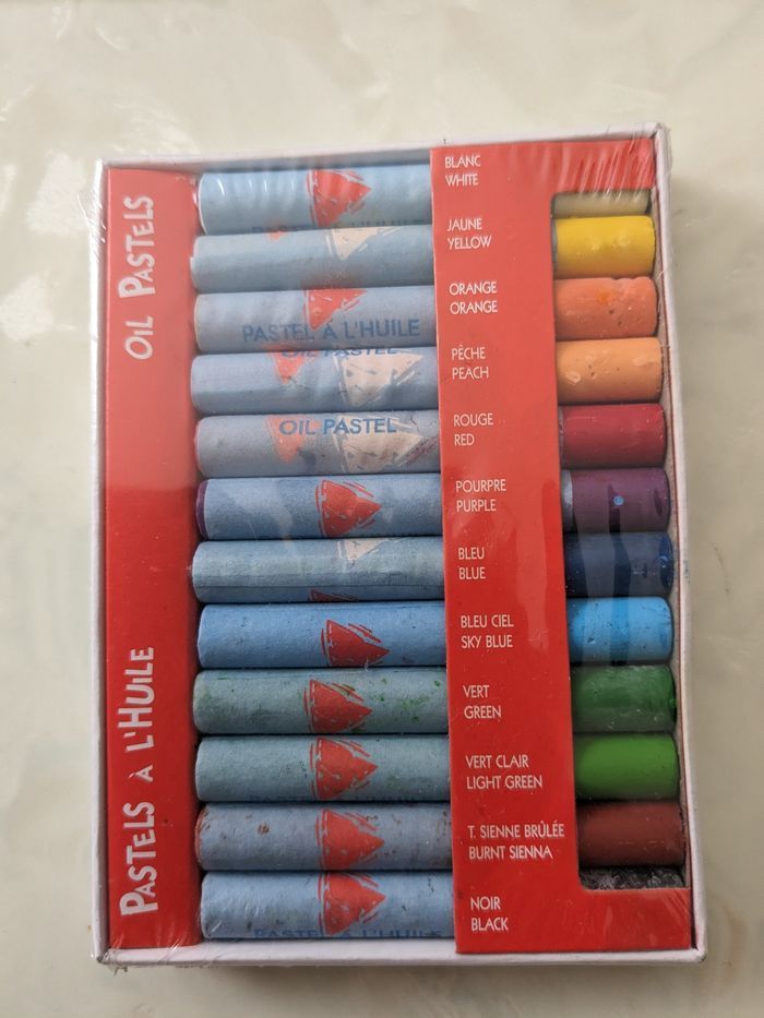 Boite de pastels à l'huile différentes couleurs. - photo numéro 2