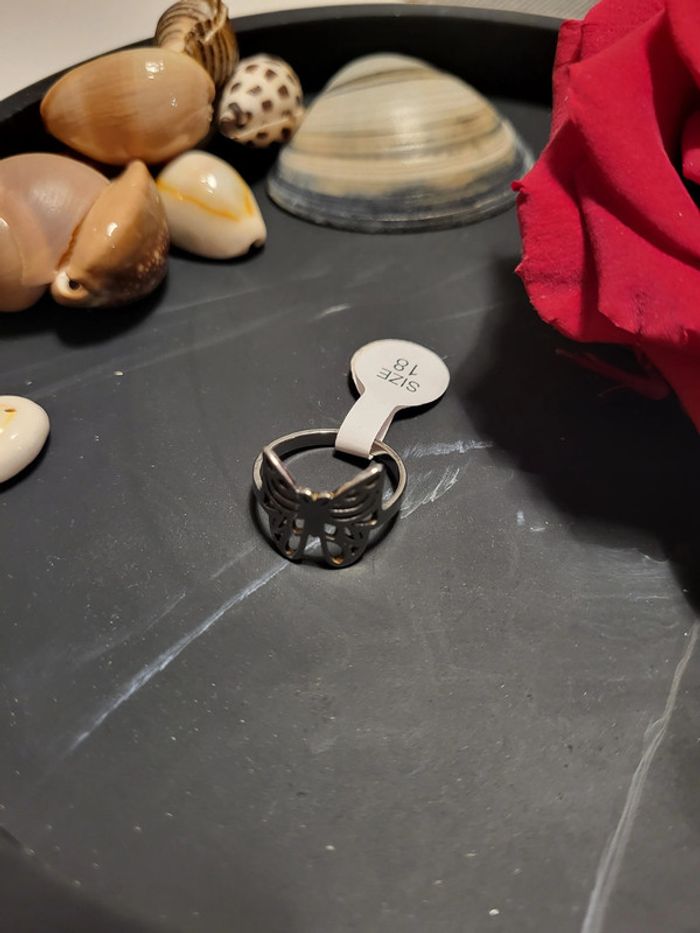 Bague papillon acier inoxydable neuve Taille 56 - photo numéro 6