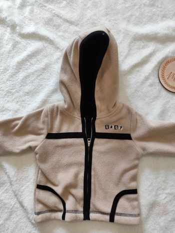 Veste polaire garçon,  camel et noir, 6 mois 👣