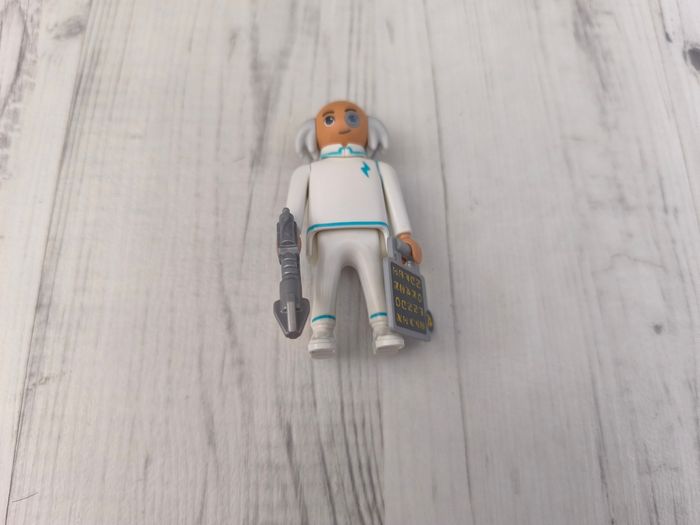 Personnages Super 4 playmobil - photo numéro 6