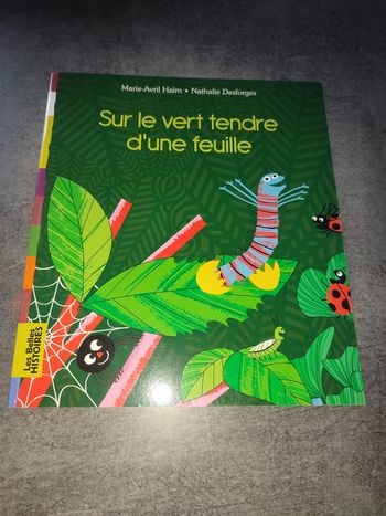 livre "sur le vert tendre d'une feuille"
