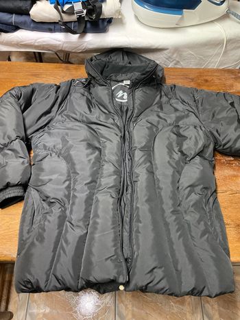 Manteau de ski doudoune en duvet noir taille 48