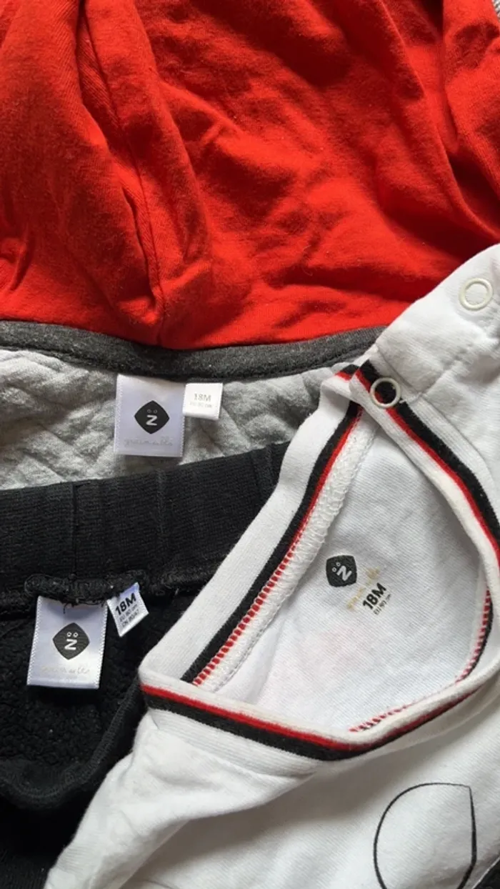 Ensemble t-shirt manches longues, jogging, veste sans manches - photo numéro 8