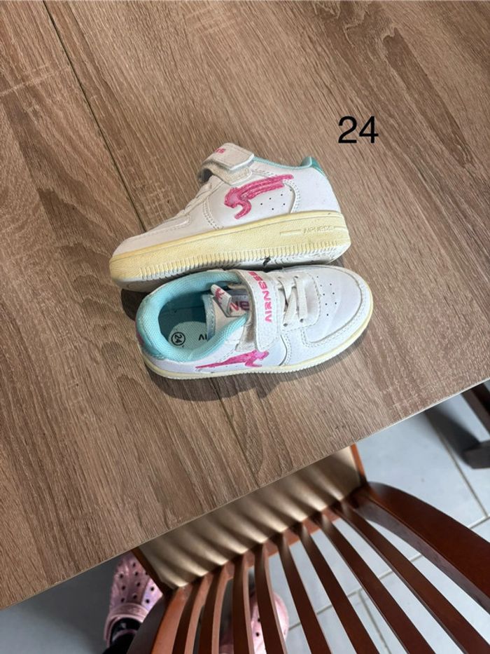 Chaussures 24