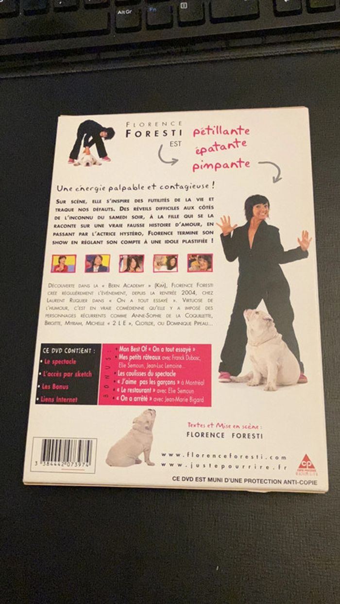 DVD. Florence Foresti fait des sketches à la Cigale. - photo numéro 2