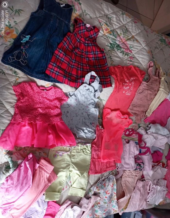 Lot 6 mois fille