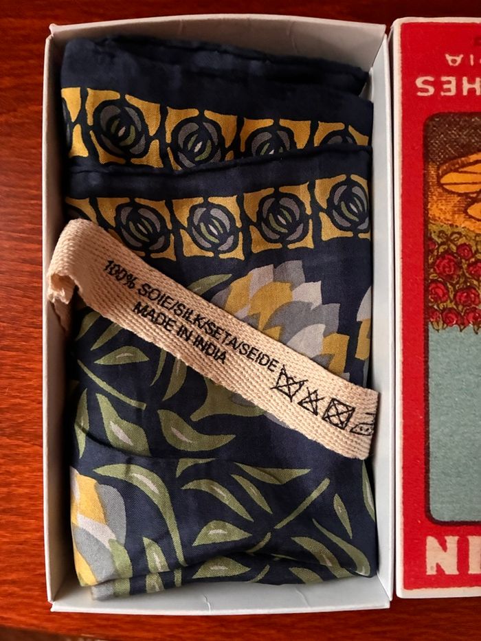 Foulard en soie - photo numéro 4