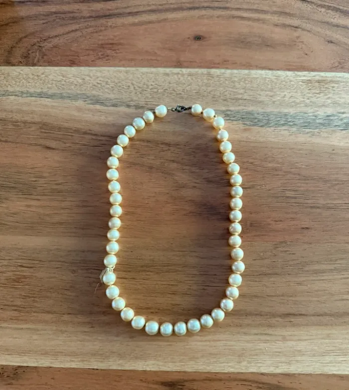 Collier vintage perles ras de cou