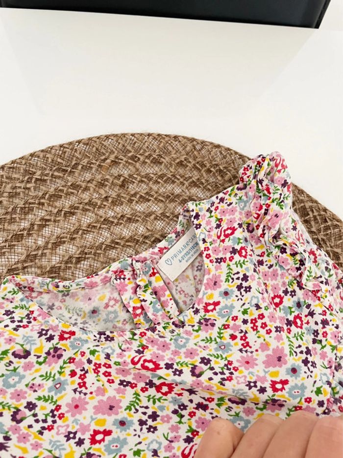 Robe fleurit 4/5 ans - photo numéro 2