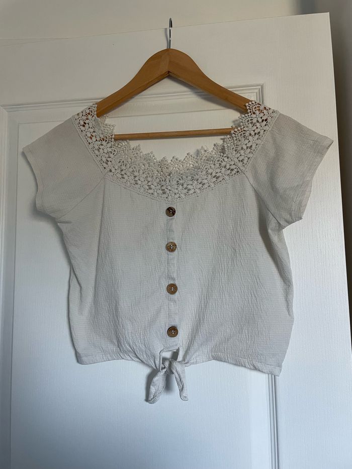 Crop top blanc dentelle