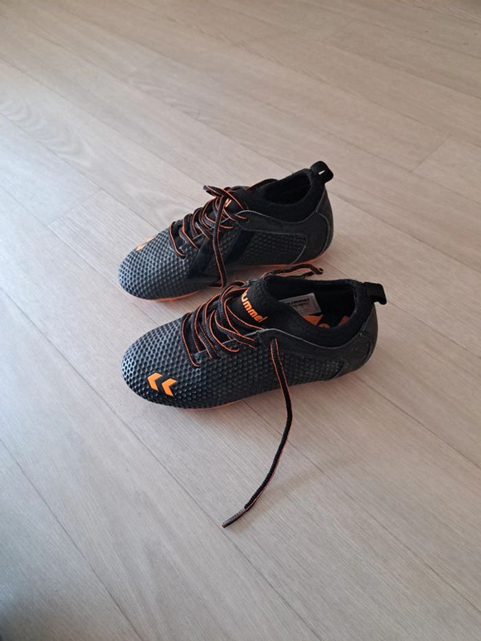 Chaussure foot - photo numéro 2