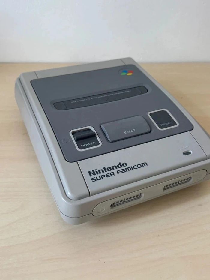 Console dézonée 60/50Hz Nintendo Super Famicom switchless + Donkey Kong Excellent état - photo numéro 4