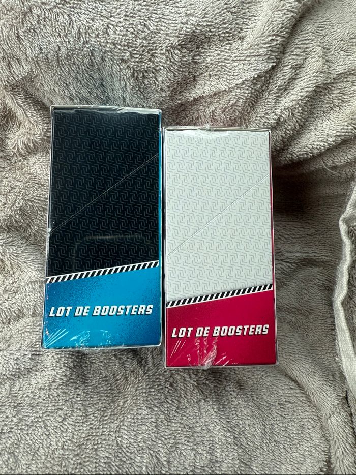 Bundle Pokémon ev10.5 foudre noire et flamme blanche - photo numéro 4