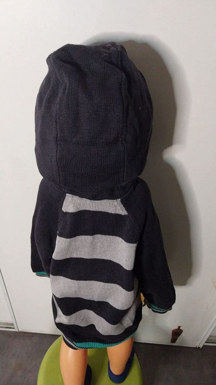 Pull a capuche 4 ans garçon - photo numéro 2
