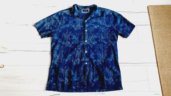 Vêtement homme chemise manches bleue motifs végétal taille XL