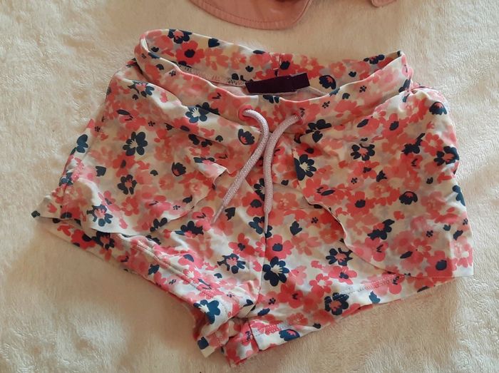 Short de bain avec chapeau assortie - photo numéro 2