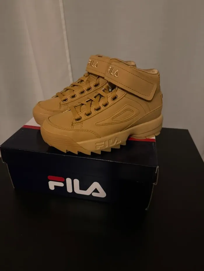 Fila D2 Disruptor Clay Mid Chipmunk taille 38 neuves