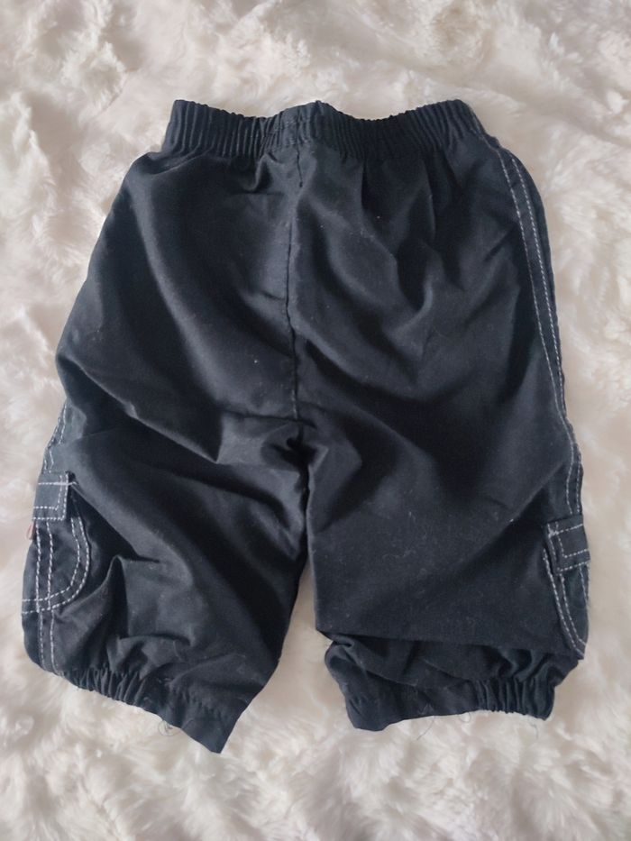 Pantalon large noir taille 6 mois - photo numéro 3