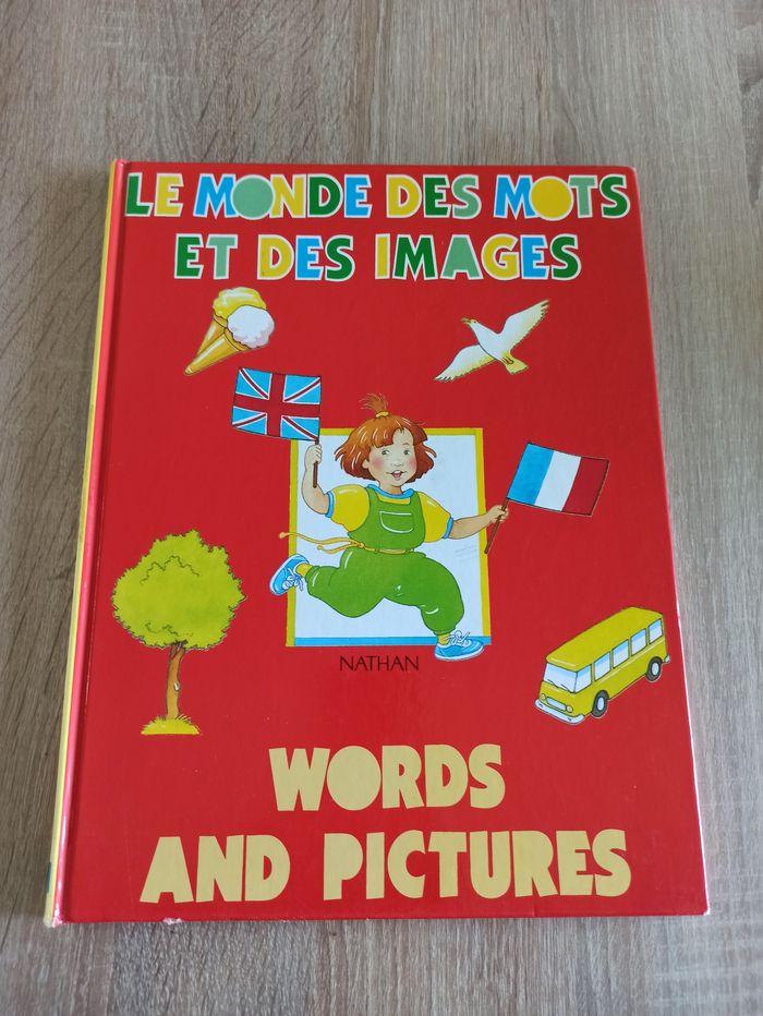 Le monde des mots et des images