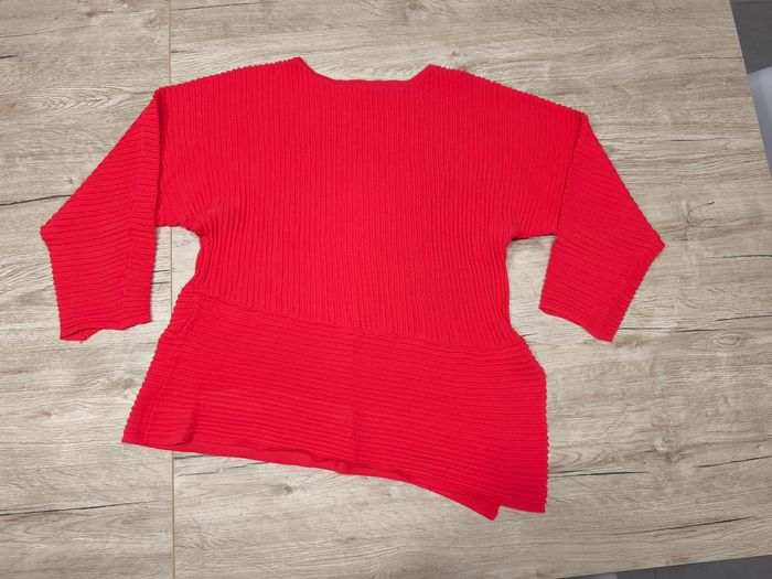 Pull rouge - photo numéro 1