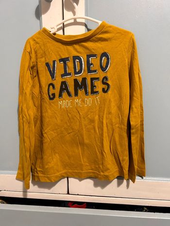 Tee shirt manches longues jaune moutarde kiabi , 5 ans