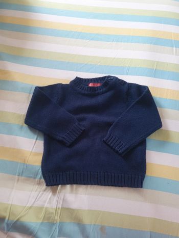Pull taille 9 mois