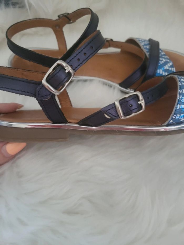 Nus pieds GBB en 38 - photo numéro 9