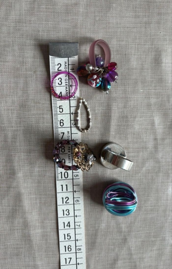 Lot de 18 bijoux fantaisie violet - photo numéro 4