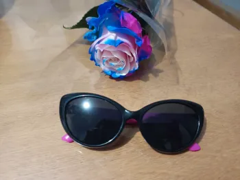 Lunette soleil LOL