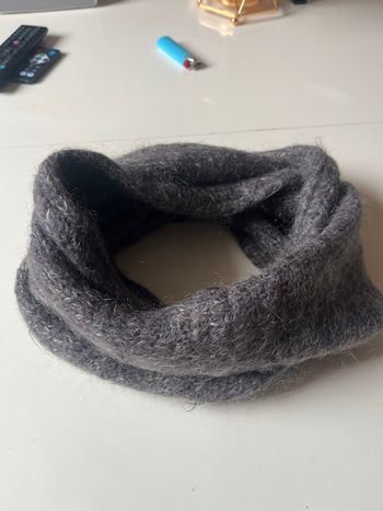 écharpe tour de cou