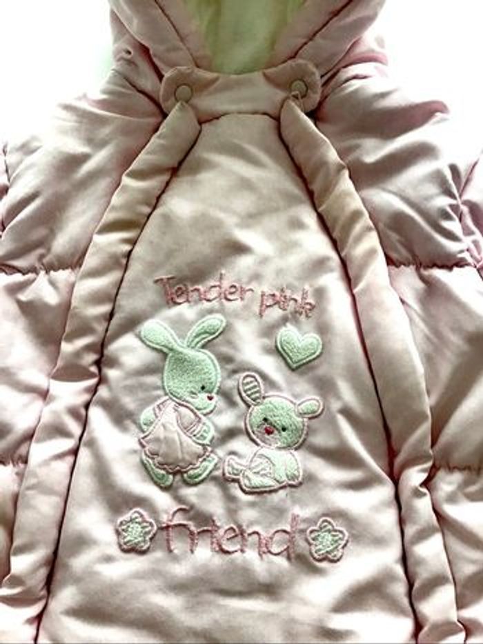 Combinaison rose 9 mois - photo numéro 2