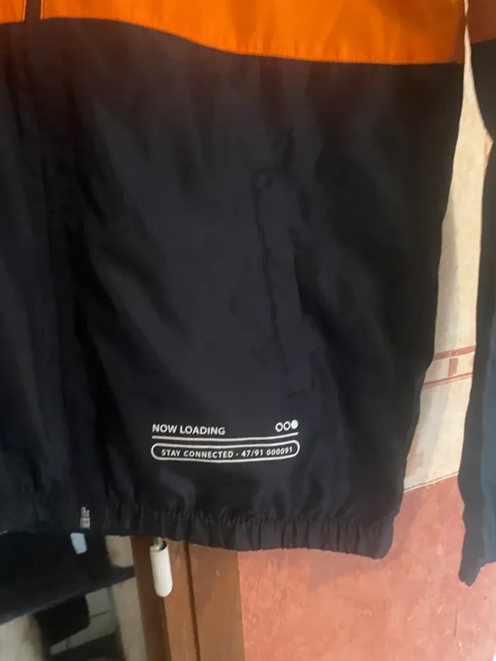 Veste imperméable garçon GEMO – Taille 14 ans – Très bon état & look sportif 🧡 - photo numéro 3