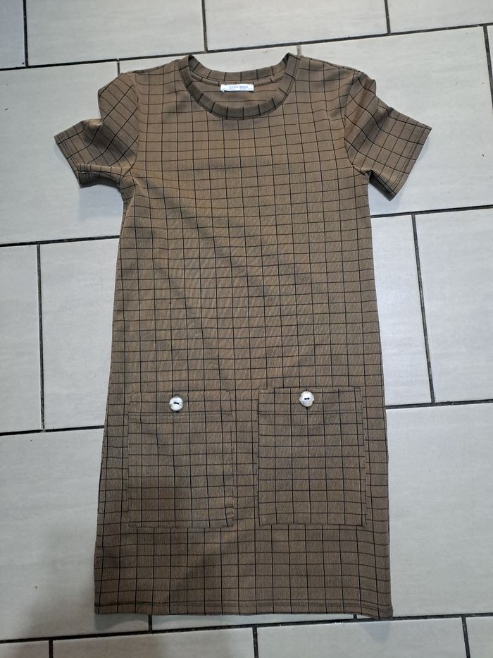 Robe à carreaux