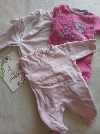 Lot pyjamas 1 mois