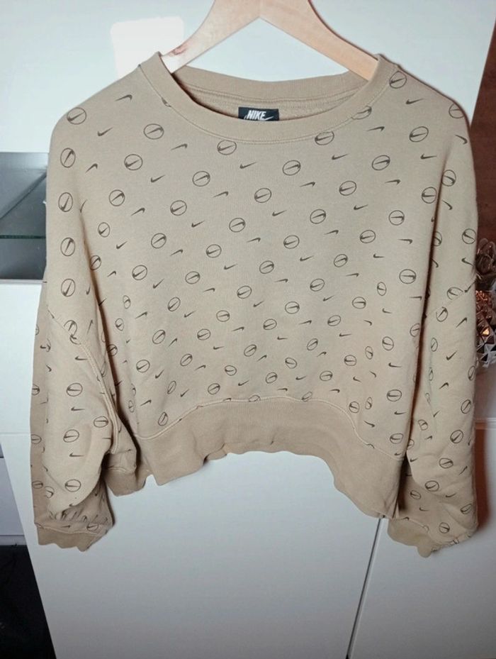 Nike sweat