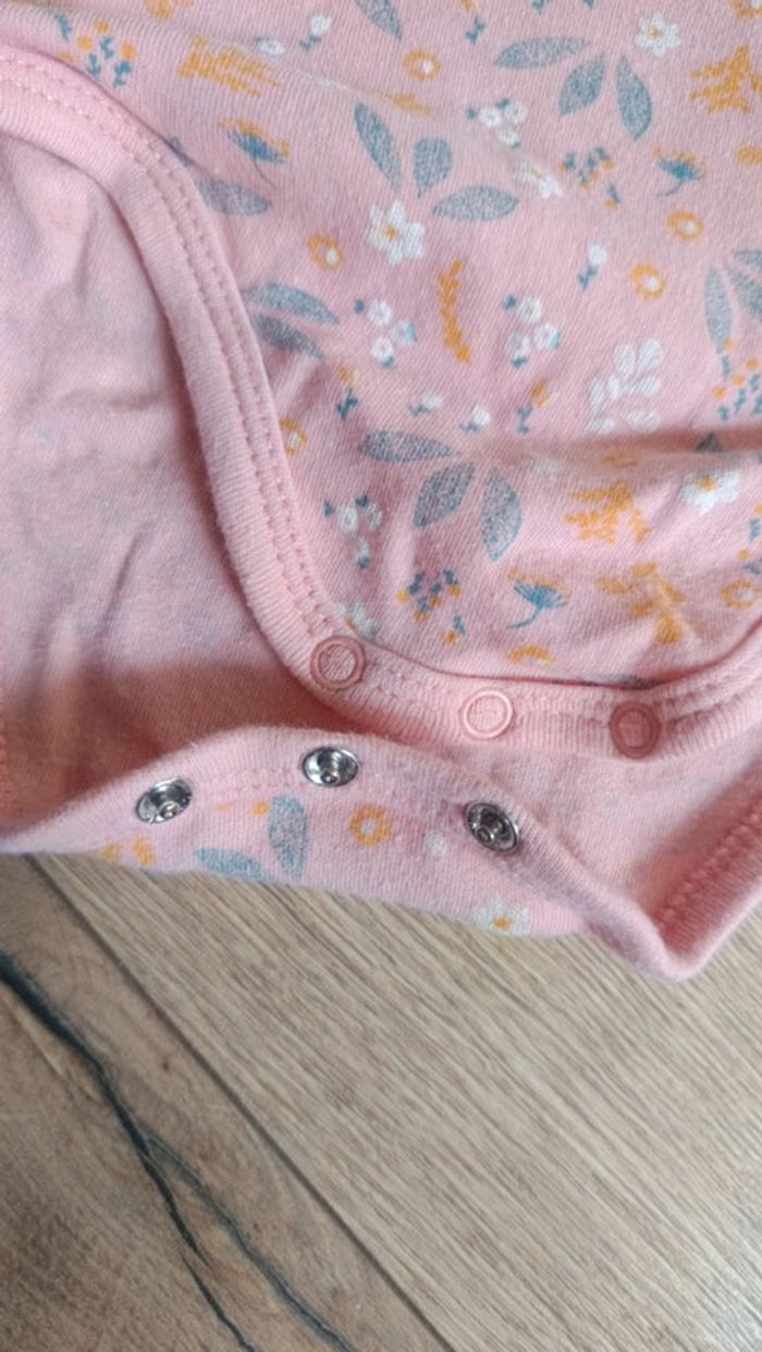 Lot de 3 body manches courtes 12 mois 80 cm - photo numéro 4