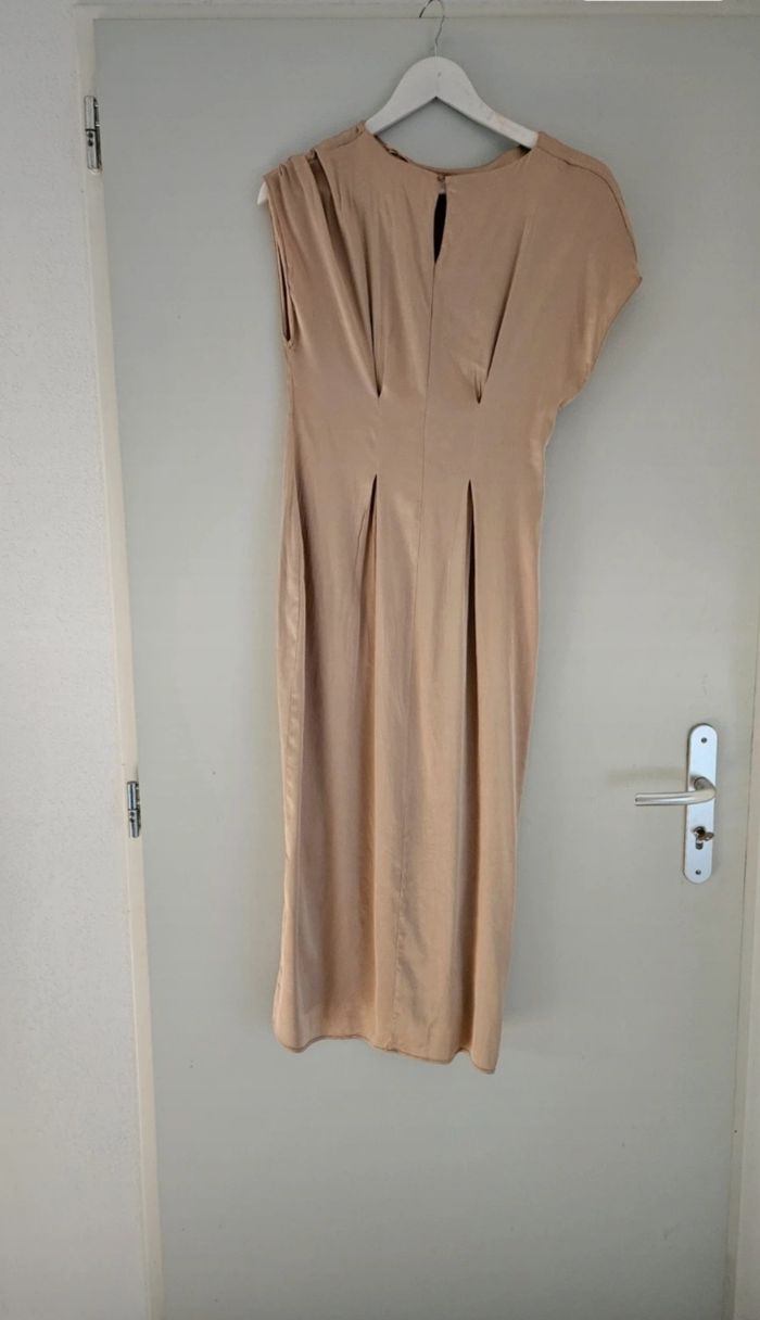 Vends robe de cérémonie mariage en soie - photo numéro 2
