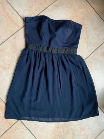 Robe bustier t M Mango suit tissu fluide doublé bleu marine