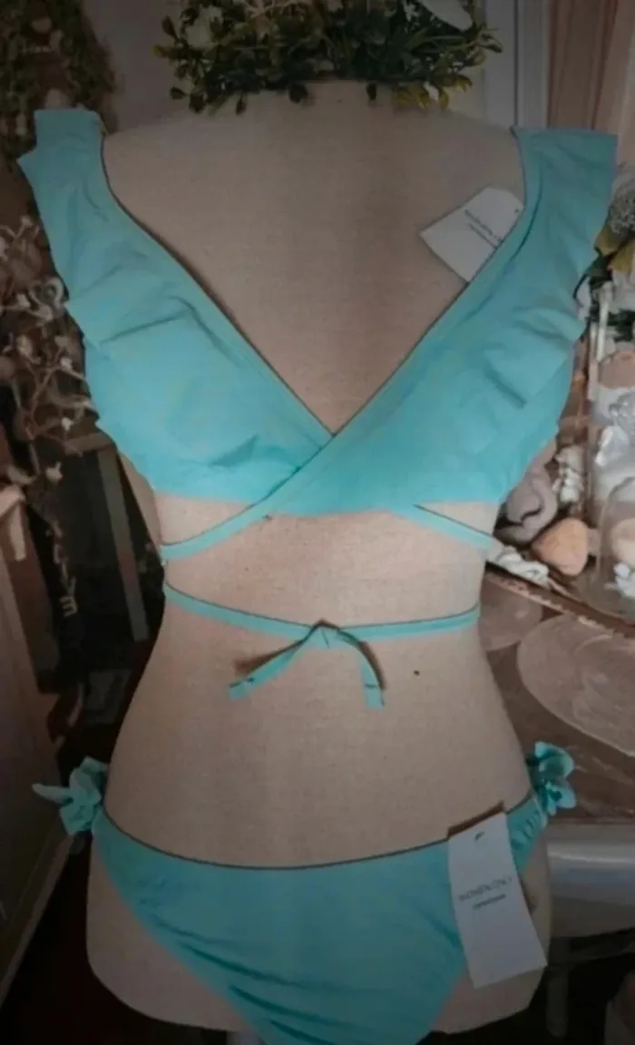 Maillot de bain 2 pièces vert amande Women Only Taille M Neuf - photo numéro 3