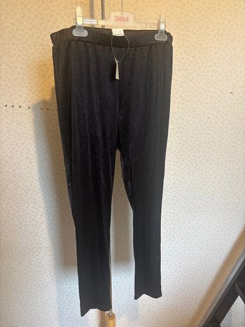 Leggings noir pailletée taille 48neuf avec étiquette
