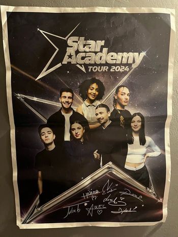 🎤 Poster Star Academy Tour 2024 – Grand format – Signé par tous les académiciens ⭐