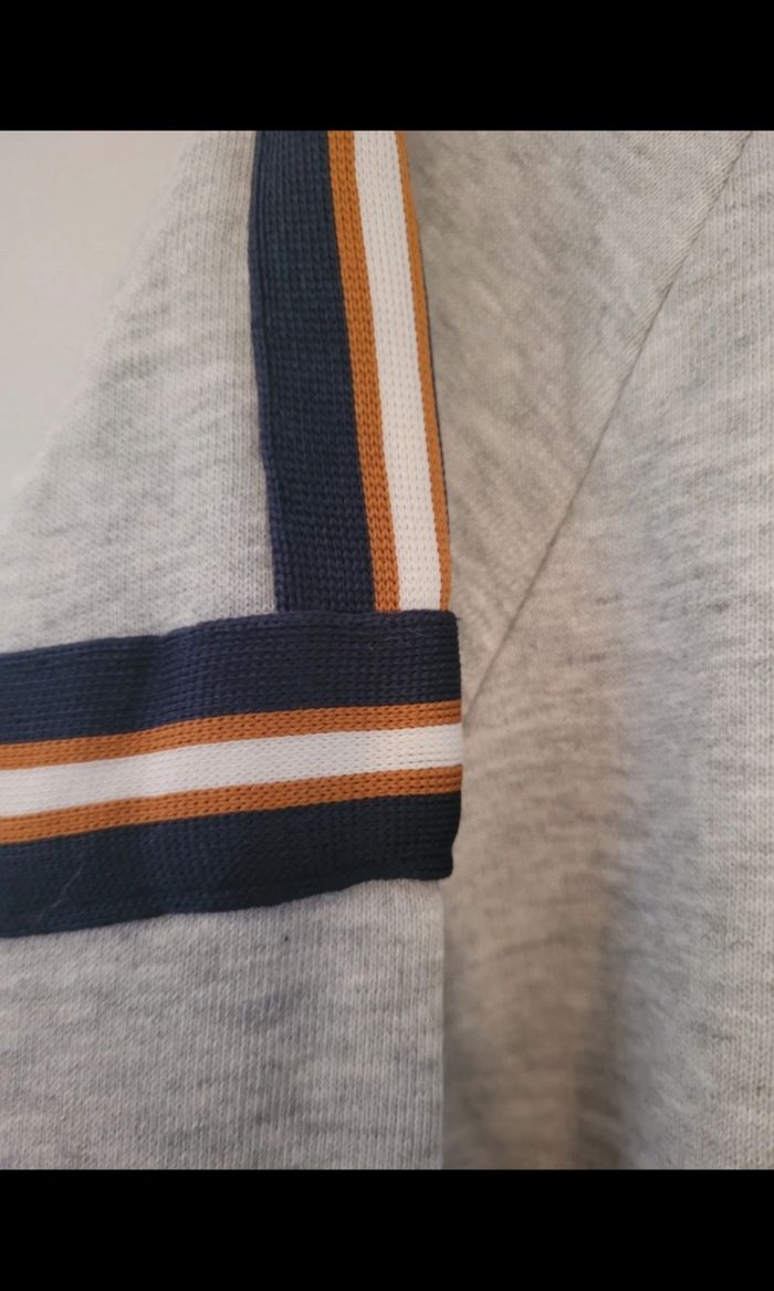 Pull ras de cou - photo numéro 3