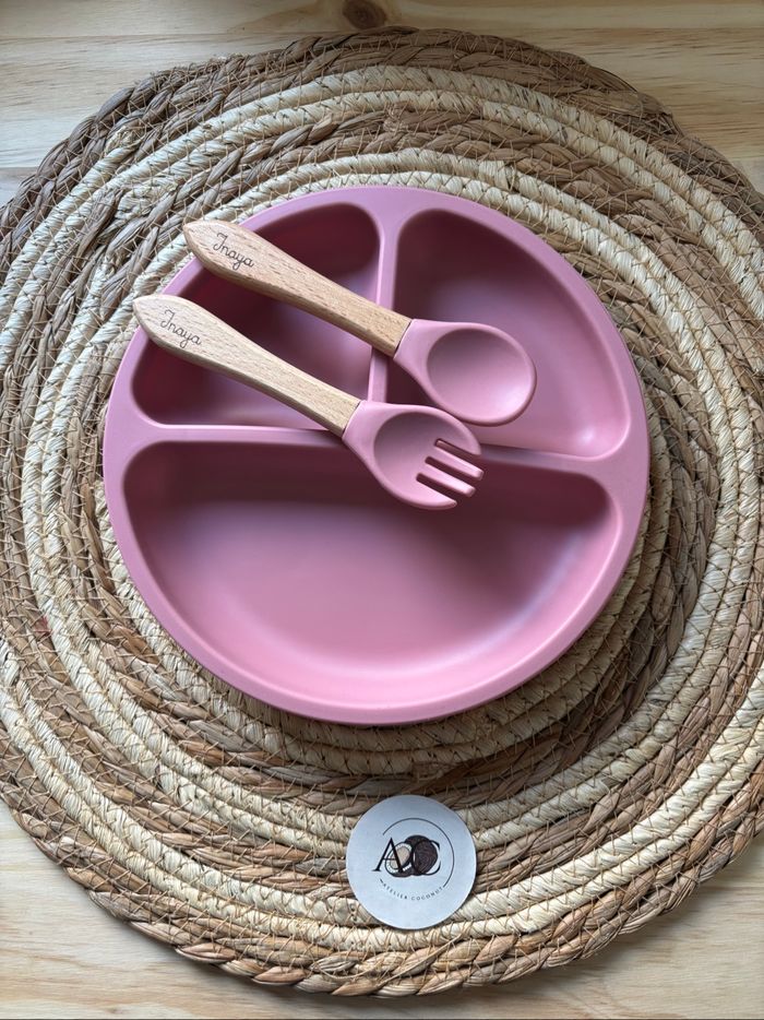 Assiette et couverts bébé - photo numéro 2