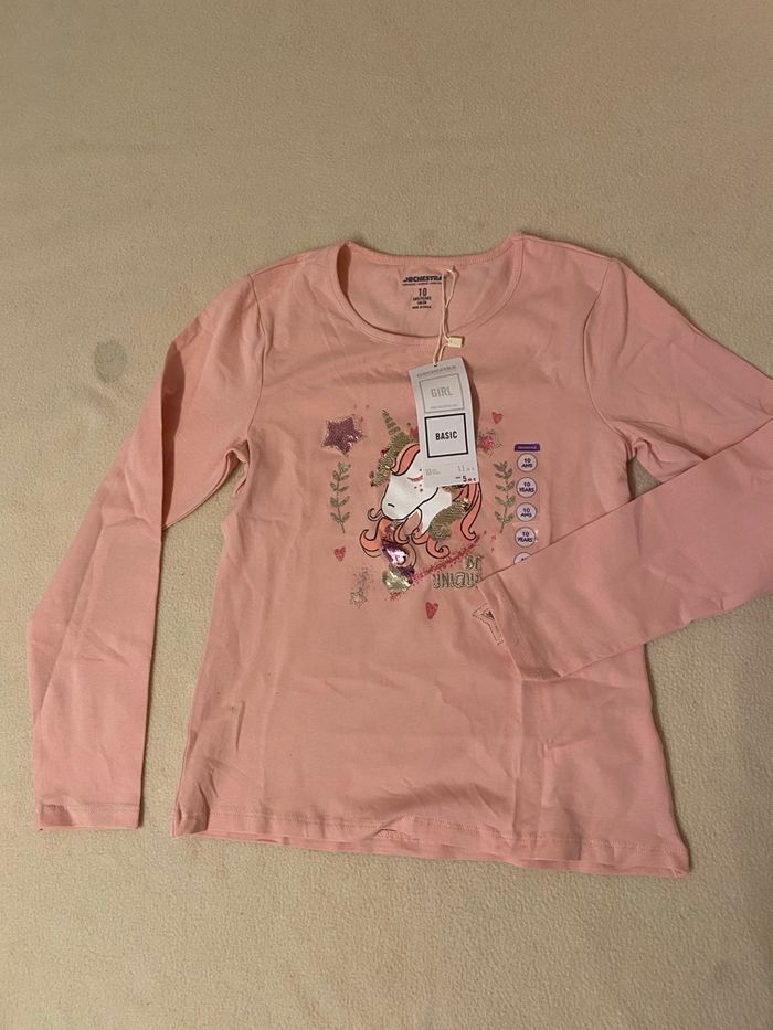 🦄 Tee-shirt manches longues fille – Neuf avec étiquette – Taille 10 ans
